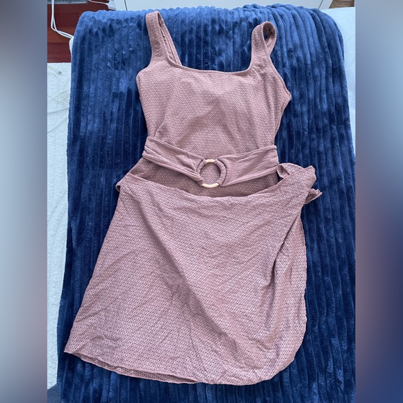 Old Navy Crochet bathing suit + coverup - Picture 4 of 4